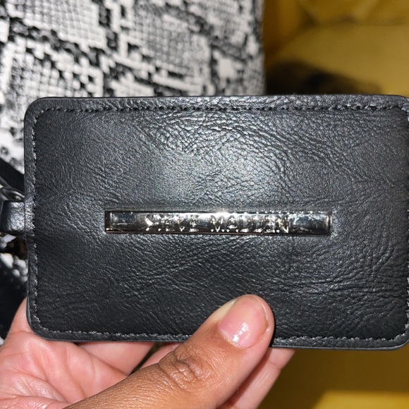 Steve Madden travel duffel bag - Picture 2 of 3